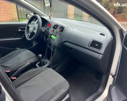 Бежевый Фольксваген Поло, объемом двигателя 1.6 л и пробегом 221 тыс. км за 6990 $, фото 17 на Automoto.ua