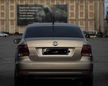 Бежевий Фольксваген Поло, об'ємом двигуна 1.6 л та пробігом 188 тис. км за 8700 $, фото 5 на Automoto.ua