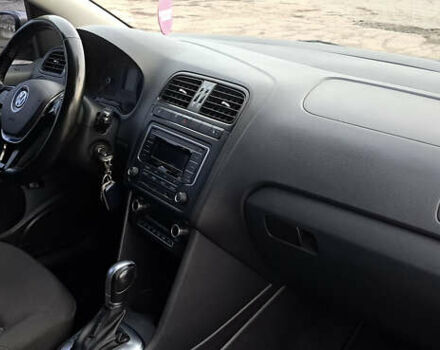 Бежевый Фольксваген Поло, объемом двигателя 1.6 л и пробегом 63 тыс. км за 10800 $, фото 12 на Automoto.ua