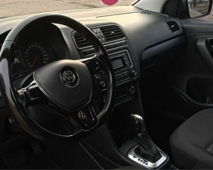 Бежевий Фольксваген Поло, об'ємом двигуна 1.6 л та пробігом 63 тис. км за 10800 $, фото 19 на Automoto.ua