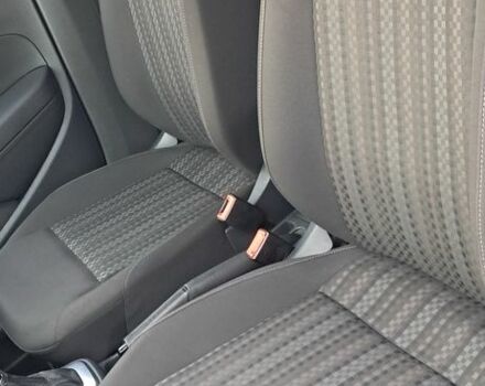 Бежевий Фольксваген Поло, об'ємом двигуна 1.6 л та пробігом 63 тис. км за 10800 $, фото 14 на Automoto.ua