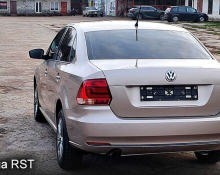 Бежевый Фольксваген Поло, объемом двигателя 1.6 л и пробегом 63 тыс. км за 10800 $, фото 4 на Automoto.ua