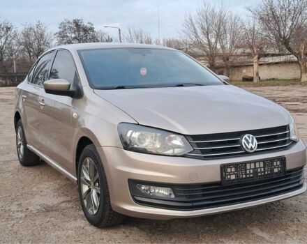 Бежевий Фольксваген Поло, об'ємом двигуна 1.6 л та пробігом 63 тис. км за 10800 $, фото 2 на Automoto.ua