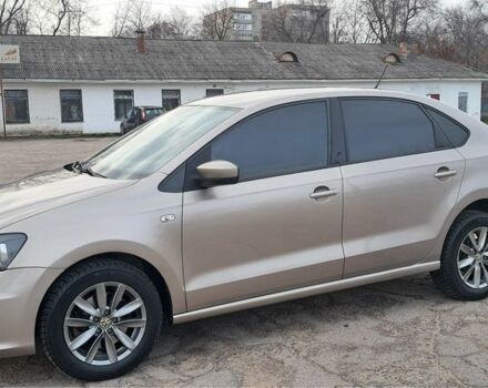 Бежевий Фольксваген Поло, об'ємом двигуна 1.6 л та пробігом 63 тис. км за 10800 $, фото 7 на Automoto.ua
