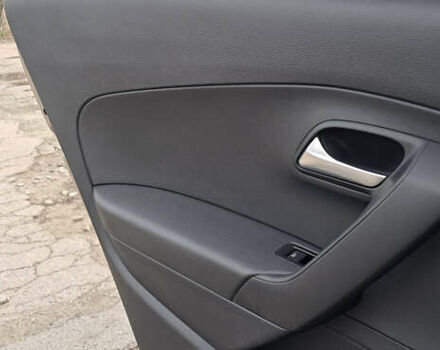 Бежевый Фольксваген Поло, объемом двигателя 1.6 л и пробегом 63 тыс. км за 10800 $, фото 19 на Automoto.ua