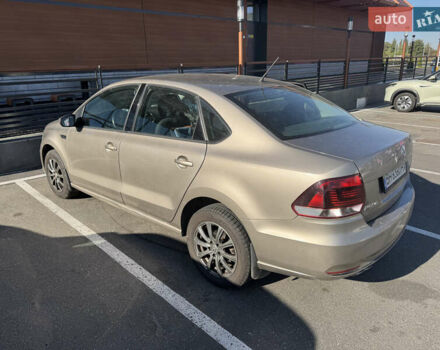 Бежевый Фольксваген Поло, объемом двигателя 1.4 л и пробегом 111 тыс. км за 9200 $, фото 5 на Automoto.ua