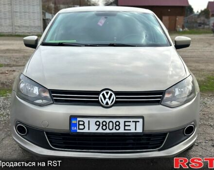 Бежевый Фольксваген Поло, объемом двигателя 1.6 л и пробегом 240 тыс. км за 5200 $, фото 1 на Automoto.ua