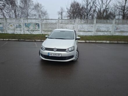 Бежевый Фольксваген Поло, объемом двигателя 1.6 л и пробегом 224 тыс. км за 7300 $, фото 1 на Automoto.ua