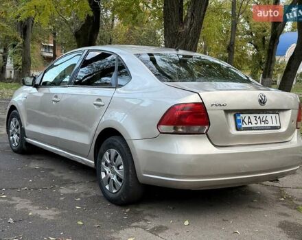 Бежевый Фольксваген Поло, объемом двигателя 1.6 л и пробегом 250 тыс. км за 3800 $, фото 1 на Automoto.ua