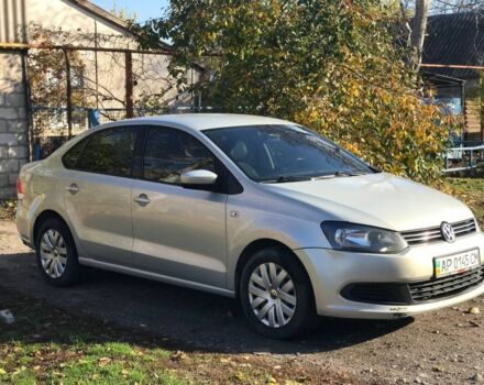 Бежевый Фольксваген Поло, объемом двигателя 1.6 л и пробегом 265 тыс. км за 5100 $, фото 1 на Automoto.ua