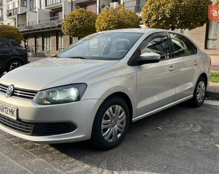 Бежевый Фольксваген Поло, объемом двигателя 1.6 л и пробегом 220 тыс. км за 6999 $, фото 1 на Automoto.ua