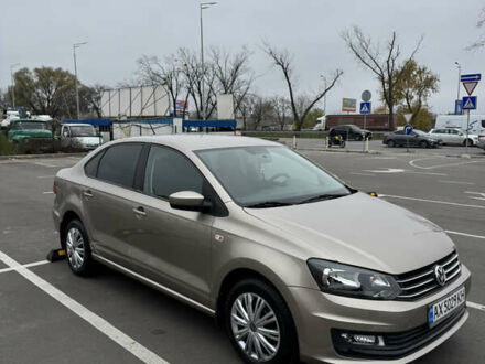 Бежевий Фольксваген Поло, об'ємом двигуна 1.4 л та пробігом 170 тис. км за 9500 $, фото 1 на Automoto.ua