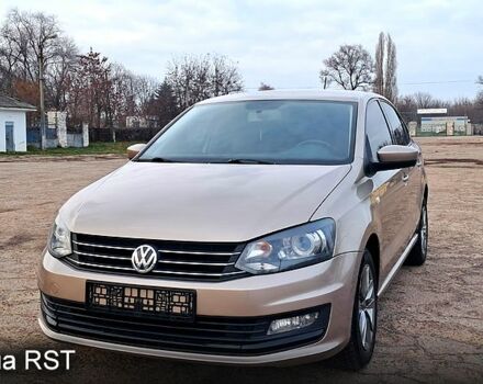 Бежевый Фольксваген Поло, объемом двигателя 1.6 л и пробегом 63 тыс. км за 10800 $, фото 1 на Automoto.ua