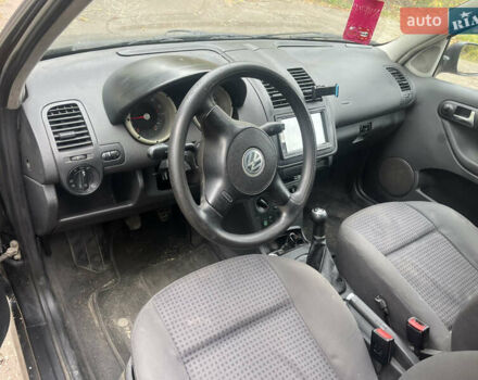 Фольксваген Поло 2001 у Дніпро (Дніпропетровську) на Automoto.ua Чорний Фольксваген Поло, об'ємом двигуна 1.4 л та пробігом 216 тис. км за 2500 $, фото 4 на Automoto.ua