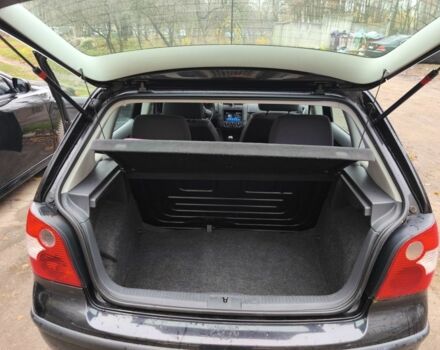 Черный Фольксваген Поло, объемом двигателя 1.2 л и пробегом 219 тыс. км за 3950 $, фото 6 на Automoto.ua