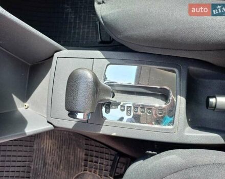 Черный Фольксваген Поло, объемом двигателя 1.4 л и пробегом 125 тыс. км за 5650 $, фото 6 на Automoto.ua