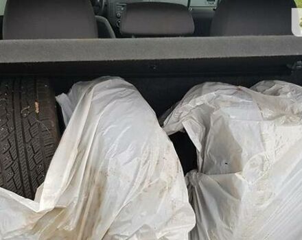 Чорний Фольксваген Поло, об'ємом двигуна 1.2 л та пробігом 205 тис. км за 4800 $, фото 22 на Automoto.ua