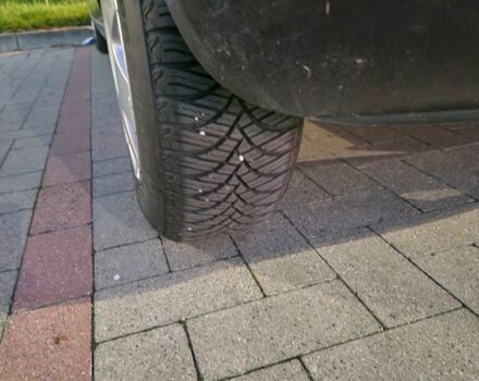 Черный Фольксваген Поло, объемом двигателя 1.9 л и пробегом 200 тыс. км за 2100 $, фото 4 на Automoto.ua