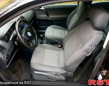 Чорний Фольксваген Поло, об'ємом двигуна 1.2 л та пробігом 200 тис. км за 4600 $, фото 7 на Automoto.ua