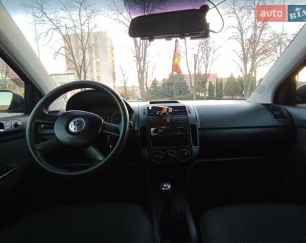 Чорний Фольксваген Поло, об'ємом двигуна 1.39 л та пробігом 178 тис. км за 4200 $, фото 25 на Automoto.ua