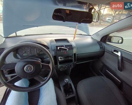 Чорний Фольксваген Поло, об'ємом двигуна 1.39 л та пробігом 178 тис. км за 4200 $, фото 18 на Automoto.ua