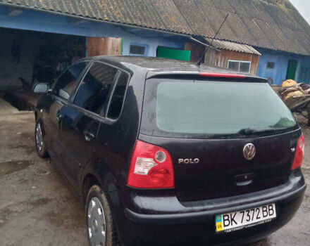 Чорний Фольксваген Поло, об'ємом двигуна 1.4 л та пробігом 138 тис. км за 3500 $, фото 2 на Automoto.ua