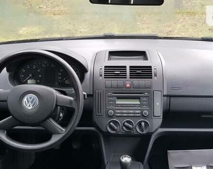 Чорний Фольксваген Поло, об'ємом двигуна 1.2 л та пробігом 205 тис. км за 4800 $, фото 17 на Automoto.ua