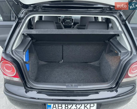 Черный Фольксваген Поло, объемом двигателя 1.39 л и пробегом 232 тыс. км за 5250 $, фото 22 на Automoto.ua