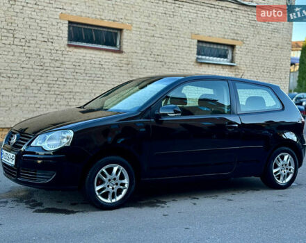 Черный Фольксваген Поло, объемом двигателя 1.2 л и пробегом 220 тыс. км за 3699 $, фото 11 на Automoto.ua