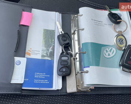 Черный Фольксваген Поло, объемом двигателя 1.39 л и пробегом 240 тыс. км за 4400 $, фото 26 на Automoto.ua