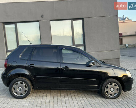 Черный Фольксваген Поло, объемом двигателя 1.4 л и пробегом 159 тыс. км за 4599 $, фото 12 на Automoto.ua