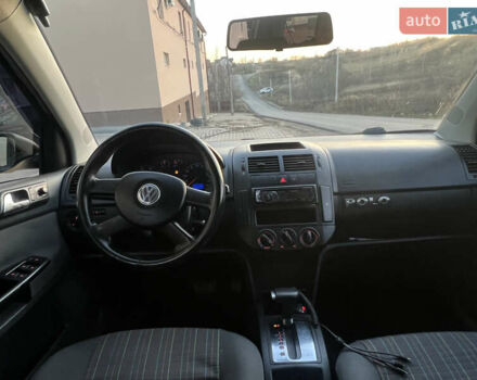 Черный Фольксваген Поло, объемом двигателя 1.4 л и пробегом 159 тыс. км за 4599 $, фото 27 на Automoto.ua