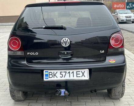 Чорний Фольксваген Поло, об'ємом двигуна 1.4 л та пробігом 159 тис. км за 4599 $, фото 6 на Automoto.ua