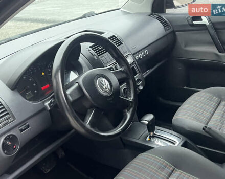 Чорний Фольксваген Поло, об'ємом двигуна 1.4 л та пробігом 159 тис. км за 4599 $, фото 15 на Automoto.ua
