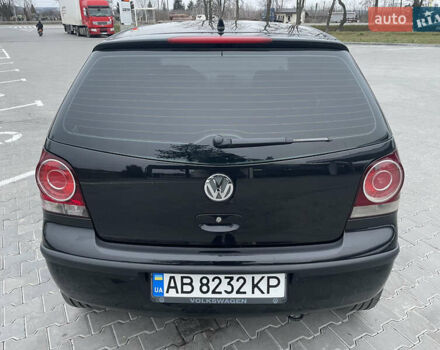 Черный Фольксваген Поло, объемом двигателя 1.39 л и пробегом 232 тыс. км за 5250 $, фото 4 на Automoto.ua