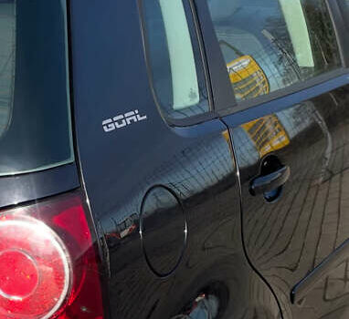 Черный Фольксваген Поло, объемом двигателя 1.39 л и пробегом 240 тыс. км за 4400 $, фото 23 на Automoto.ua