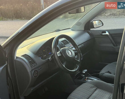 Черный Фольксваген Поло, объемом двигателя 1.4 л и пробегом 159 тыс. км за 4599 $, фото 20 на Automoto.ua