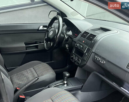 Чорний Фольксваген Поло, об'ємом двигуна 1.4 л та пробігом 159 тис. км за 4599 $, фото 23 на Automoto.ua