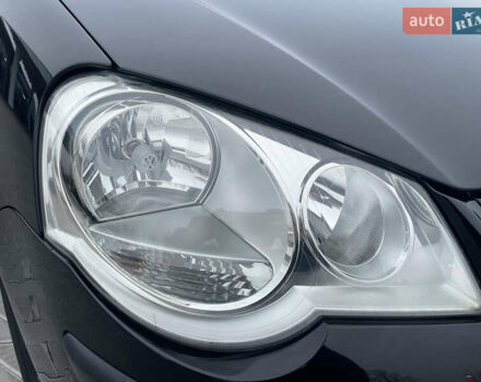 Черный Фольксваген Поло, объемом двигателя 1.39 л и пробегом 232 тыс. км за 5250 $, фото 13 на Automoto.ua