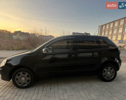 Черный Фольксваген Поло, объемом двигателя 1.4 л и пробегом 159 тыс. км за 4599 $, фото 5 на Automoto.ua