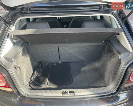 Черный Фольксваген Поло, объемом двигателя 1.4 л и пробегом 158 тыс. км за 4999 $, фото 18 на Automoto.ua