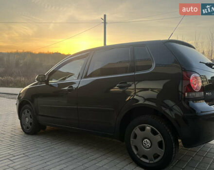 Черный Фольксваген Поло, объемом двигателя 1.4 л и пробегом 159 тыс. км за 4599 $, фото 6 на Automoto.ua