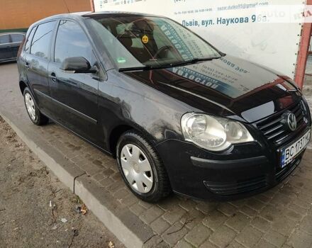 Черный Фольксваген Поло, объемом двигателя 1.2 л и пробегом 199 тыс. км за 3900 $, фото 1 на Automoto.ua