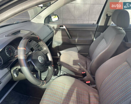 Черный Фольксваген Поло, объемом двигателя 1.4 л и пробегом 158 тыс. км за 4999 $, фото 11 на Automoto.ua