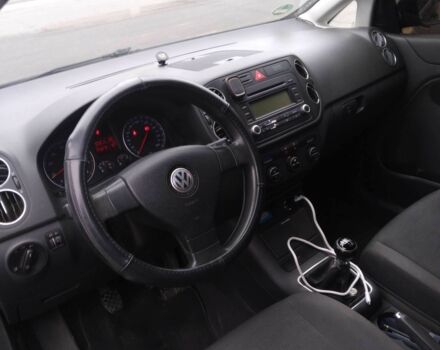 Черный Фольксваген Поло, объемом двигателя 1.6 л и пробегом 2 тыс. км за 5250 $, фото 3 на Automoto.ua