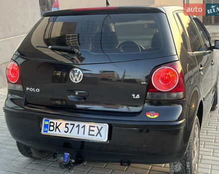 Черный Фольксваген Поло, объемом двигателя 1.4 л и пробегом 159 тыс. км за 4599 $, фото 11 на Automoto.ua