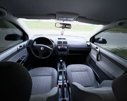 Чорний Фольксваген Поло, об'ємом двигуна 1.4 л та пробігом 113 тис. км за 4500 $, фото 5 на Automoto.ua