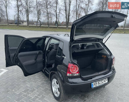 Черный Фольксваген Поло, объемом двигателя 1.39 л и пробегом 232 тыс. км за 5250 $, фото 20 на Automoto.ua