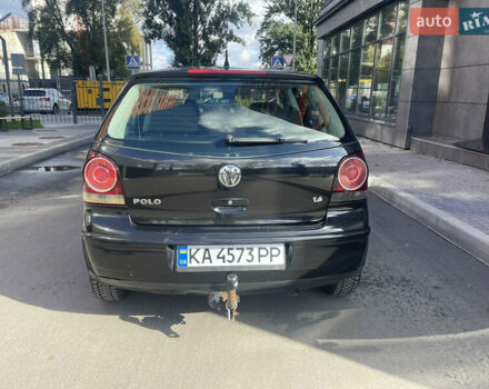 Черный Фольксваген Поло, объемом двигателя 1.4 л и пробегом 158 тыс. км за 4999 $, фото 7 на Automoto.ua