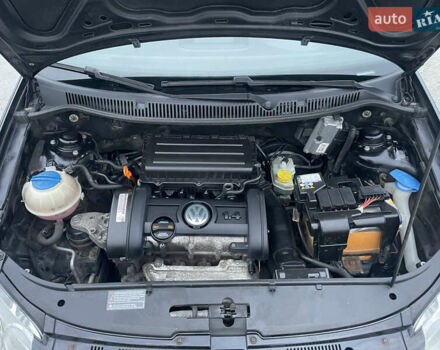 Черный Фольксваген Поло, объемом двигателя 1.39 л и пробегом 232 тыс. км за 5250 $, фото 39 на Automoto.ua